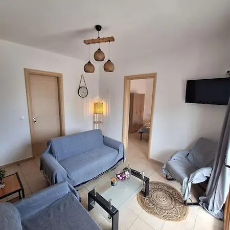 アパート D And D Alonissos