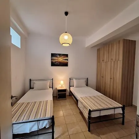 アパート D And D Alonissos Alónnisos