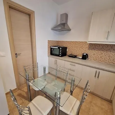 D And D Alonissos Alónnisos