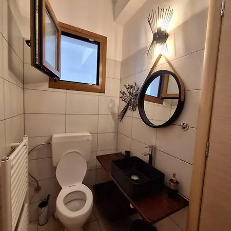 アパート D And D Alonissos *